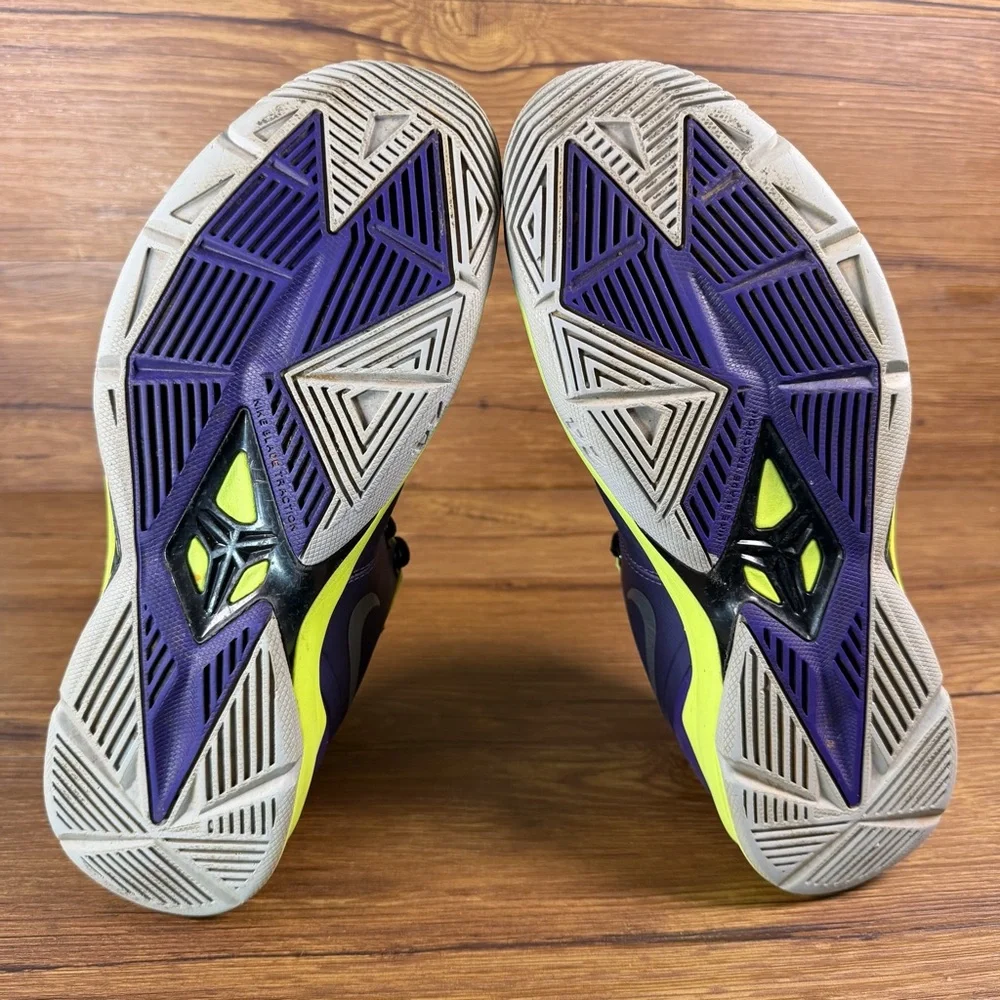Nike Kobe Venomenon 4 Glow In The Dark Men’s Size 10 Basketball Shoes 635578-500